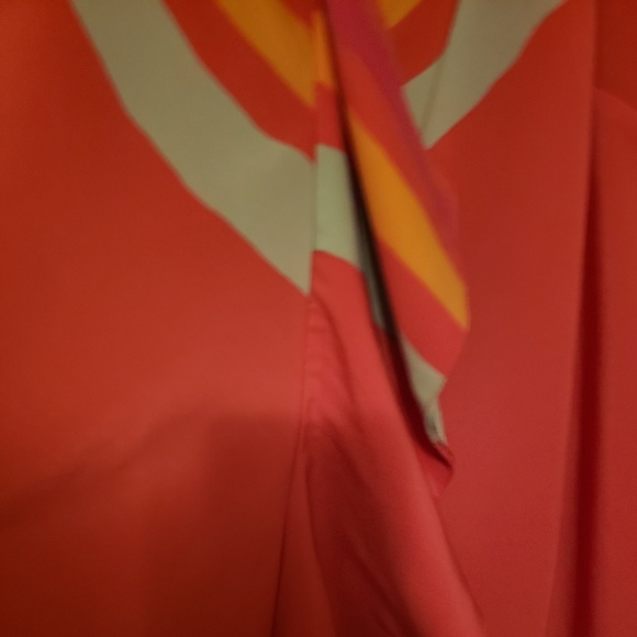 Fancy top - Picture 3 of 3